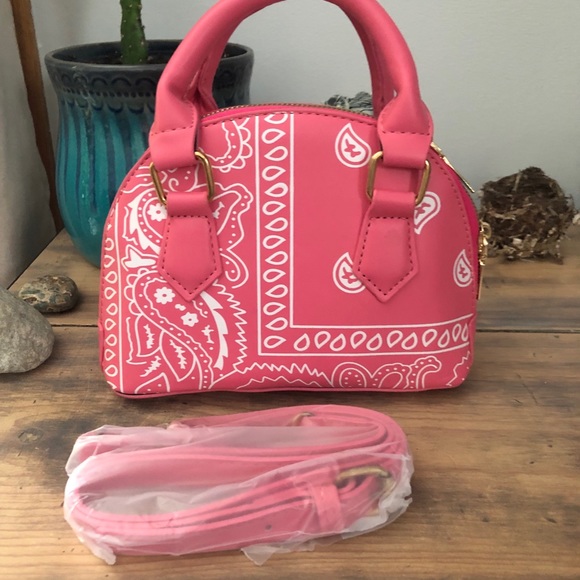 Cute Small Pink Paisley Crossbody Bag - Picture 4 of 6